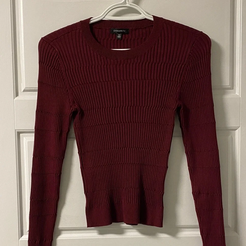 Dynamite Deep Red Ribbed Sweater - Picture 2 of 2